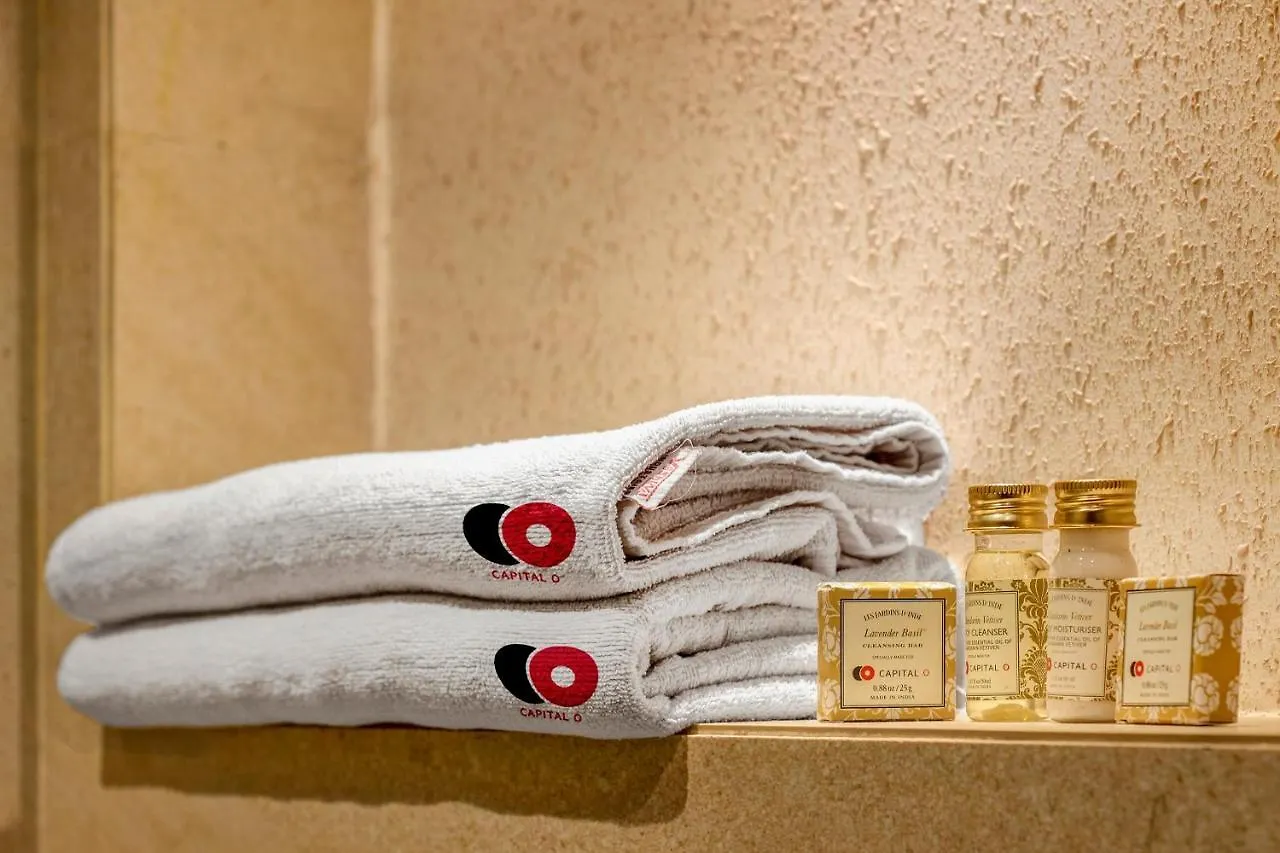 Hotel Capital O 30407 Hey Stay Gurgaon