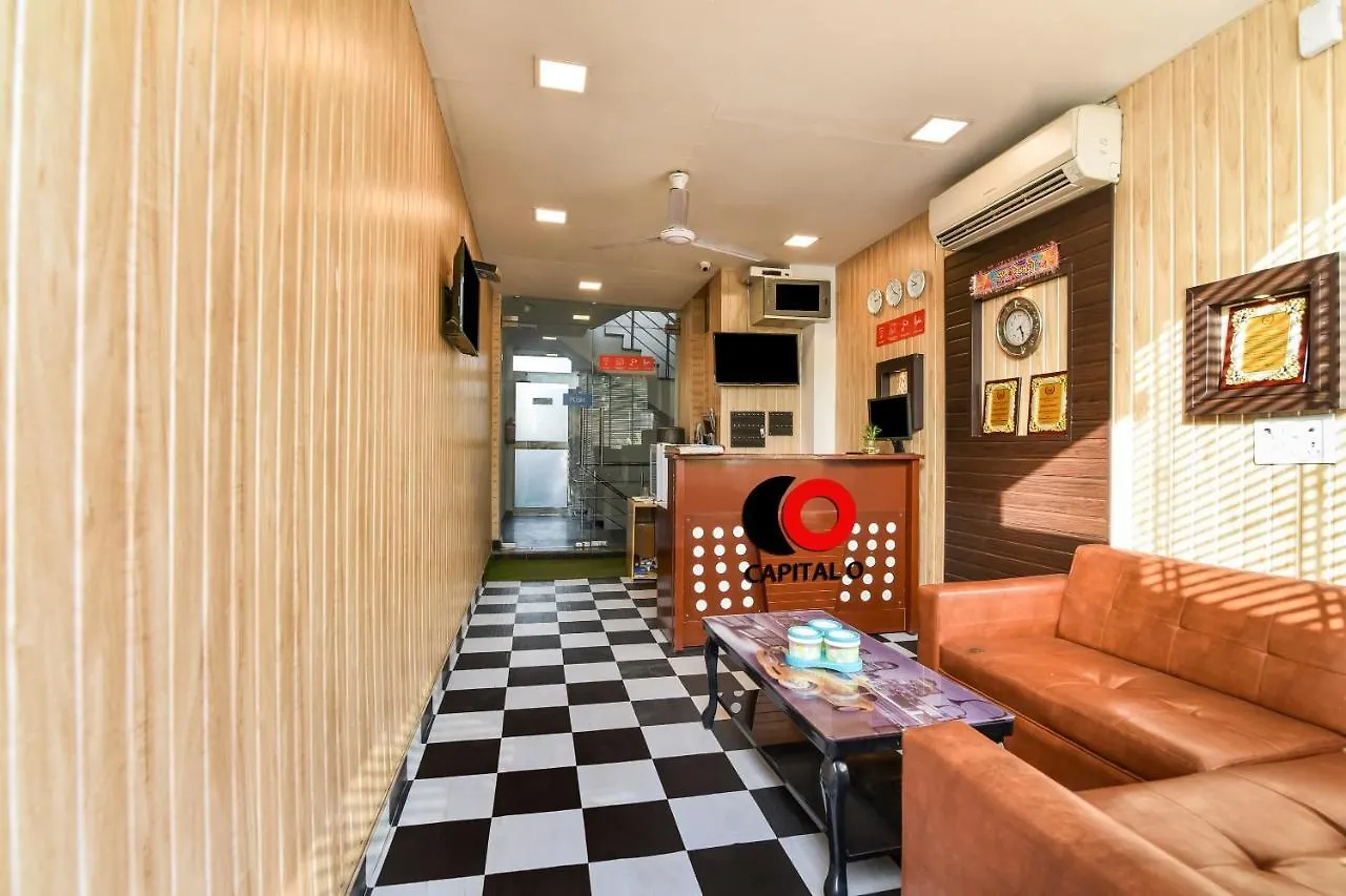 Capital O 30407 Hey Stay Gurgaon